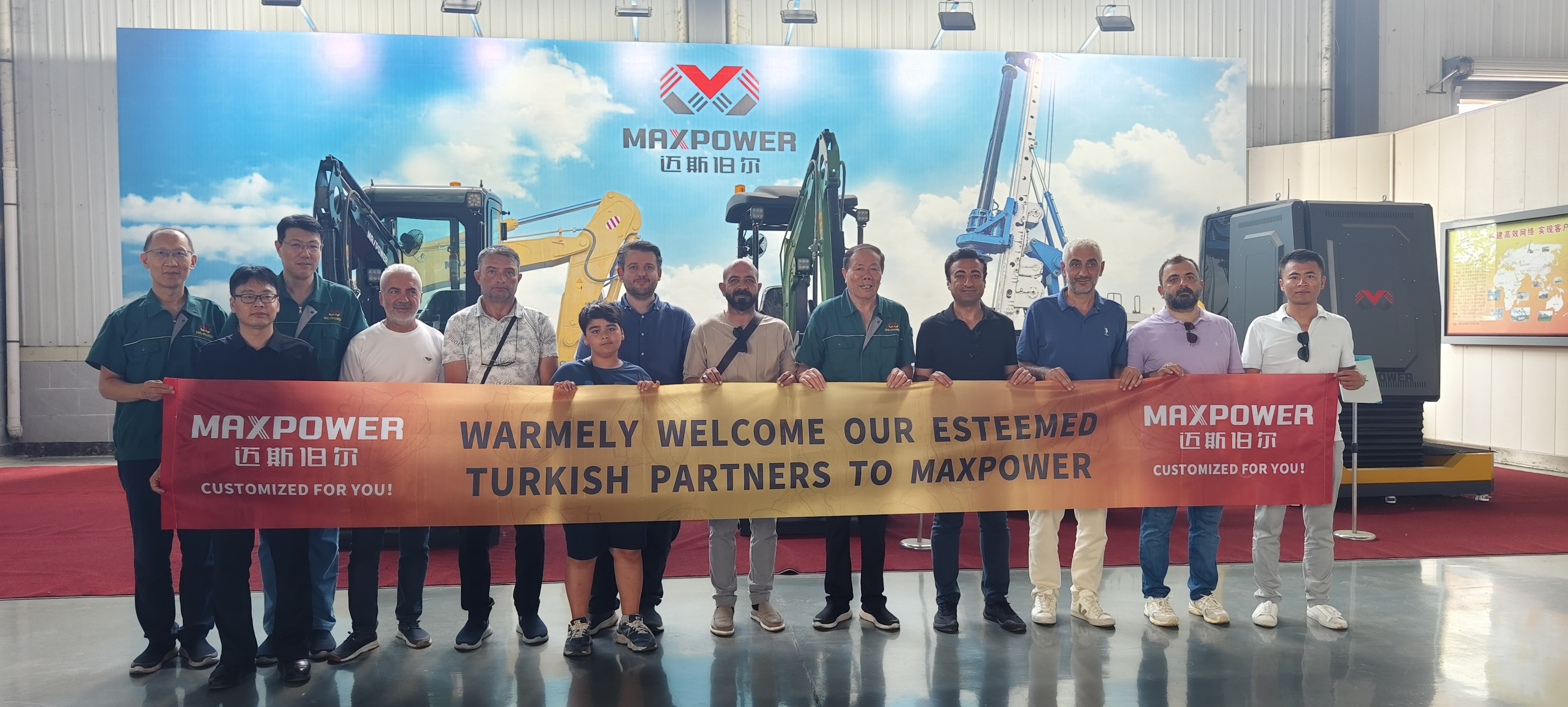 MAXPOWER:热烈欢迎土耳其客户来访，共促 MR200 旋挖钻技术升级
